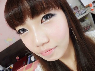 세미블랙 이미지