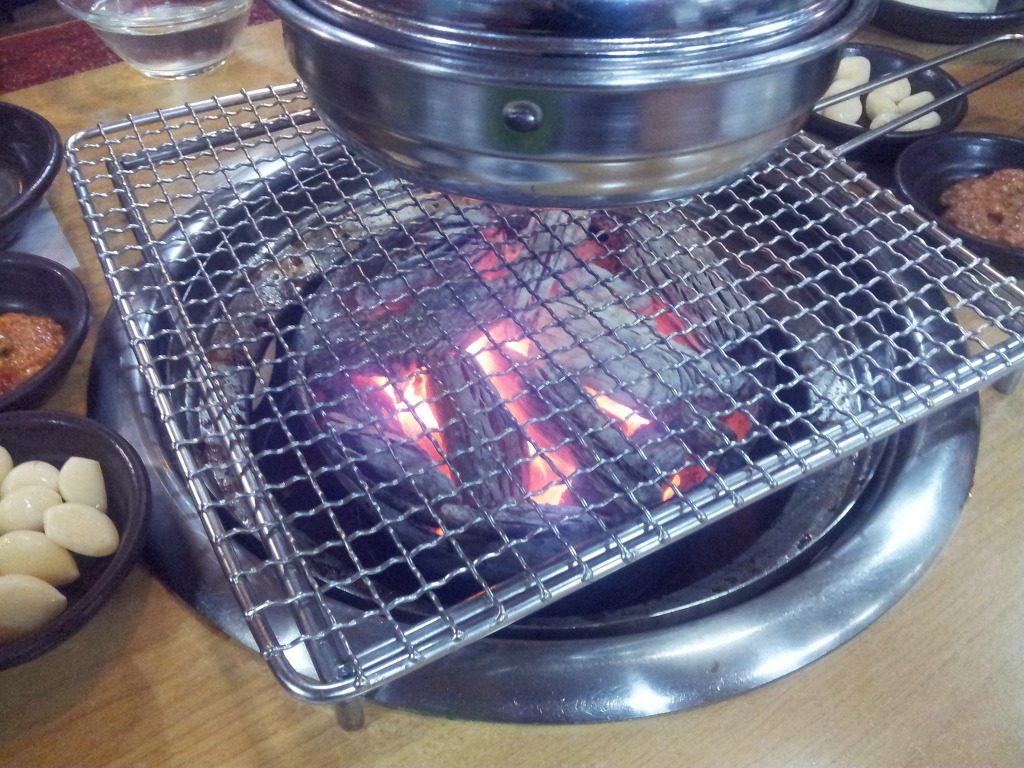 명동돼지한마리 이미지