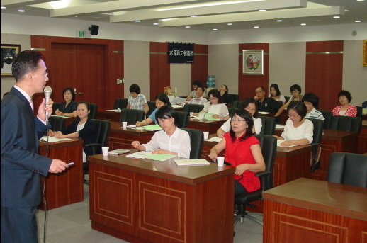 롯데엔지니어링플라스틱(주) 이미지
