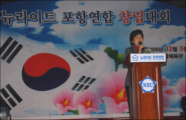 티파니에 가려져 욕을 덜 먹고 있는 인물 | 인스티즈