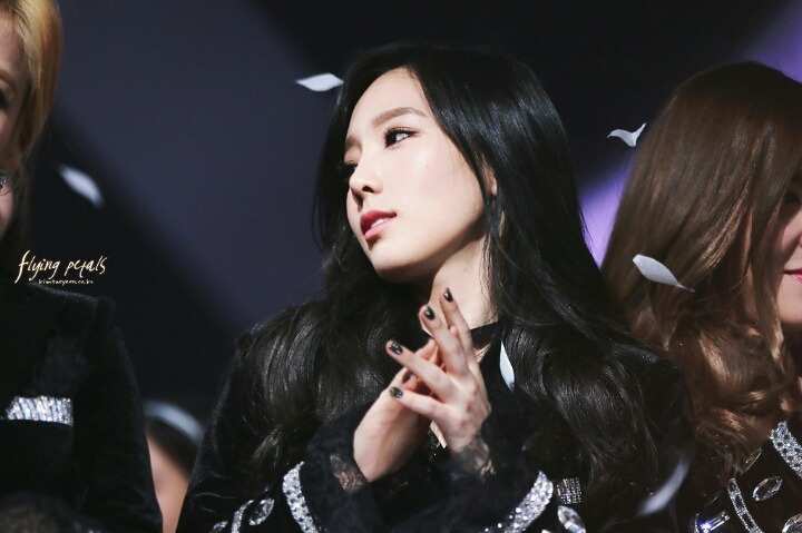 태연 흑발 vs 갈색 vs 핑크 vs 금발 vs 애쉬그레이(사진많음주의) | 인스티즈