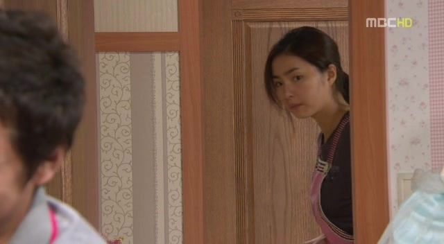 [지붕킥] 샌드위치 많이 먹기 대회에 참가한 세경 | 인스티즈