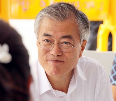 문재인 시사IN 인터뷰중-"상대방이 공격하면 아프지 않나?" | 인스티즈