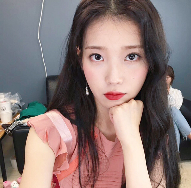 최애 + 짱예들과 함께 하는 삶 vs 그냥 이대로 살기 | 인스티즈