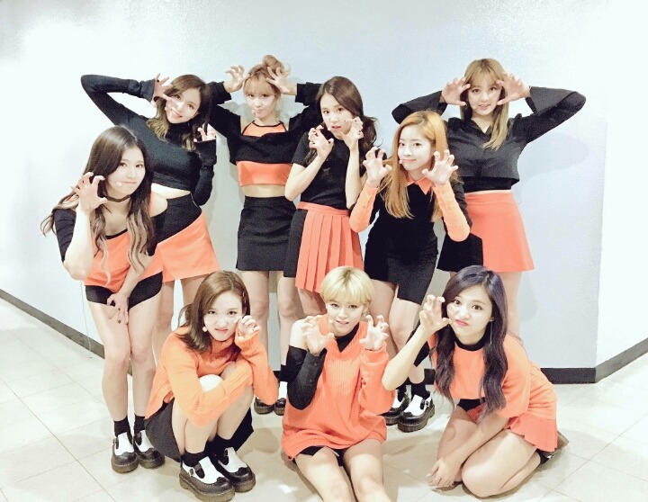 오늘자 트와이스 트윗 사진 업뎃 | 인스티즈