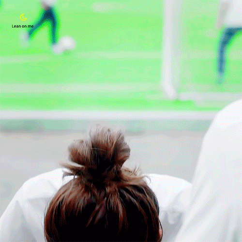 교복입은 김세정 ㄷㄷㄷㄷ.gif | 인스티즈