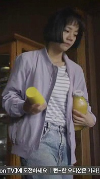 이렇게 같은 옷 계속 돌려입는 여자 주인공은 또 간만인듯..jpg | 인스티즈