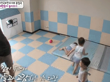 참 다정한 아빠 송일국.gif | 인스티즈