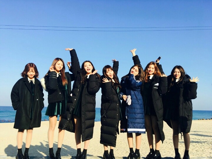 강릉 경포대에 잠시 놀러간듯한 아이오아이 | 인스티즈