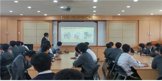 진해중학교 이미지