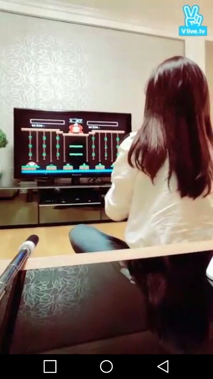 팩게임하는 공대누나.jpg | 인스티즈