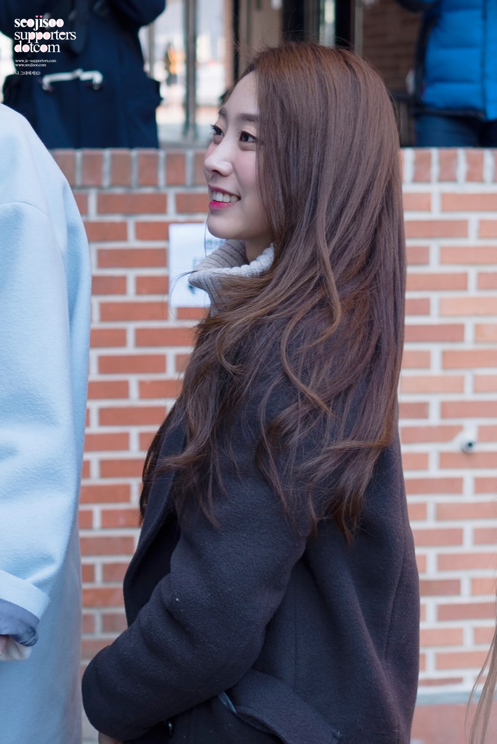 러블리즈 수정의 졸업식날 서지수 | 인스티즈