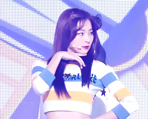 레드벨벳의 시작을 맡고 있는 슬기.gif | 인스티즈