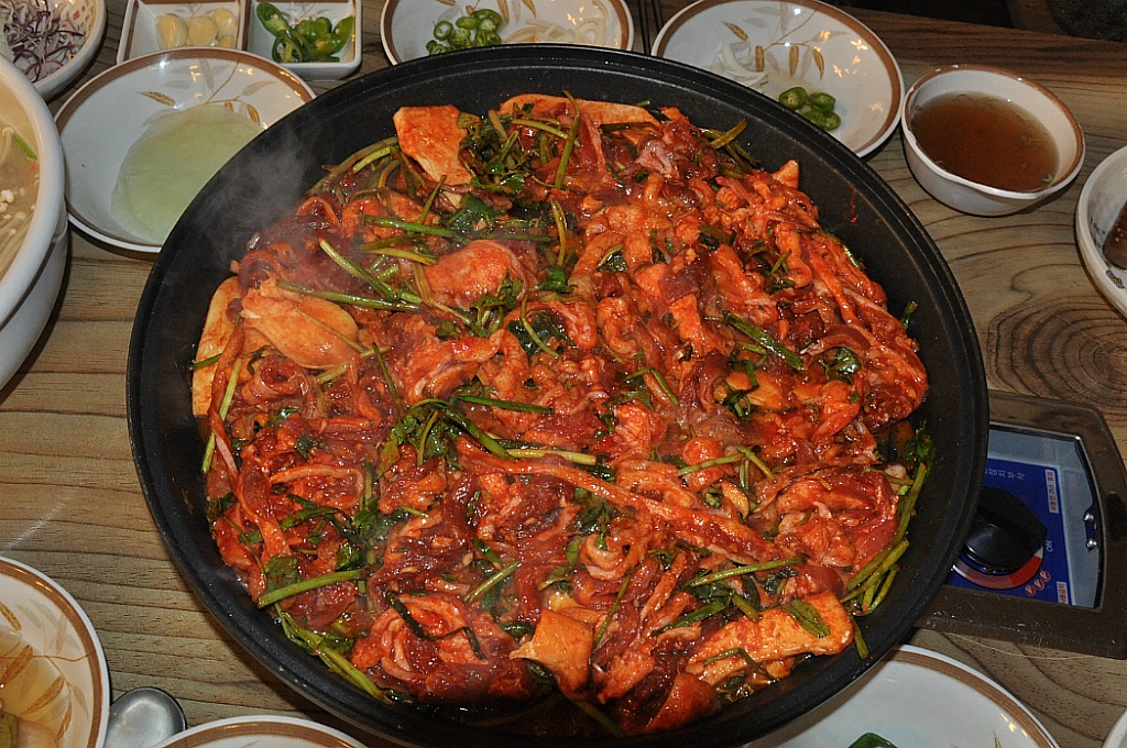 고향비빔국수 이미지