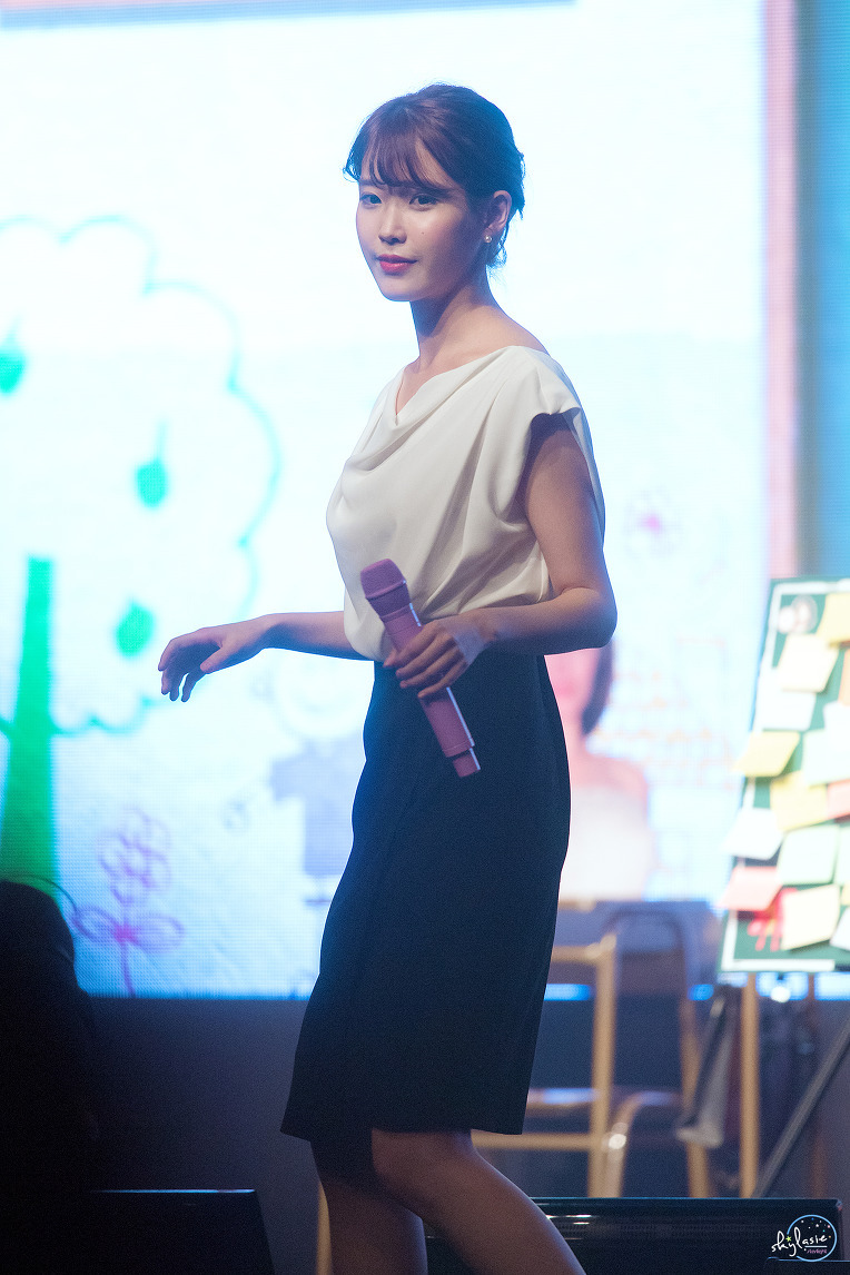 아이유 선생님.jpg | 인스티즈