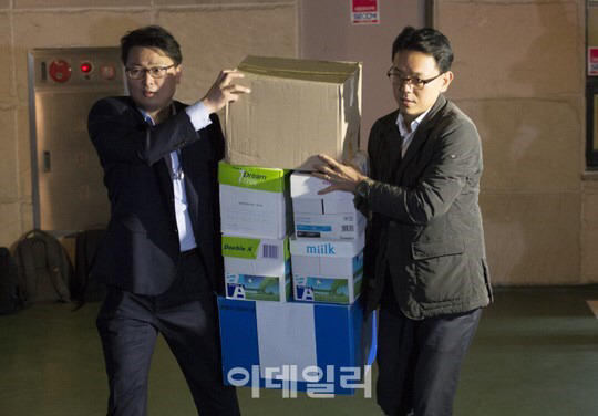 바닥으로 추락하고 있는 검찰에 대한 신뢰도.jpg | 인스티즈