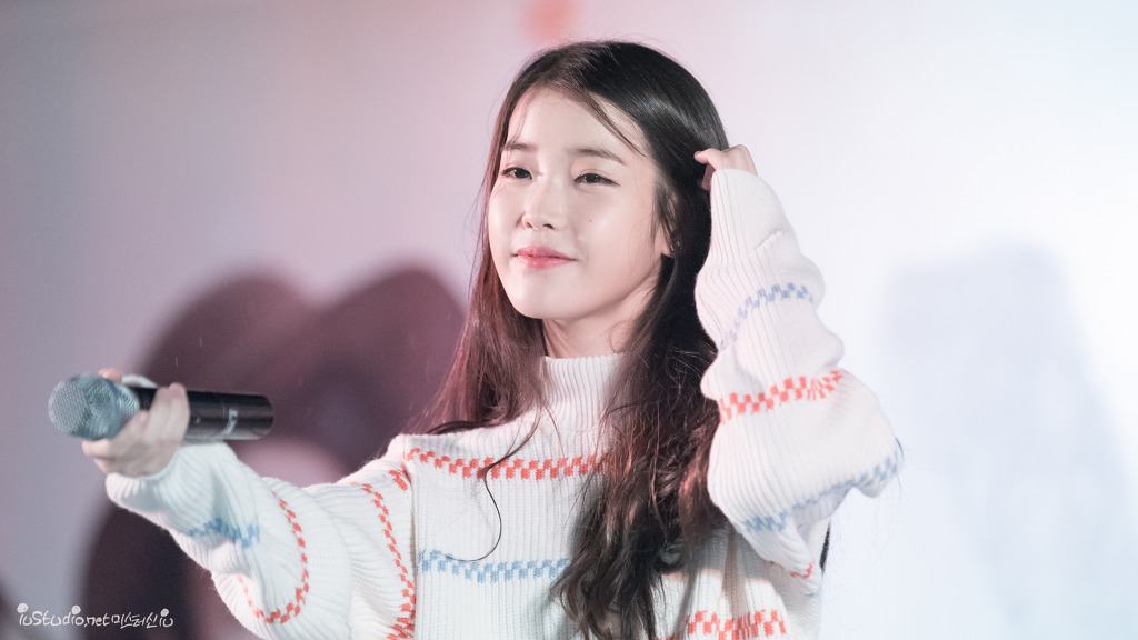 아이유 최근 화보 ㅠ | 인스티즈