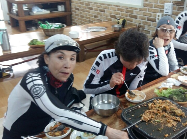 오리이야기 이미지