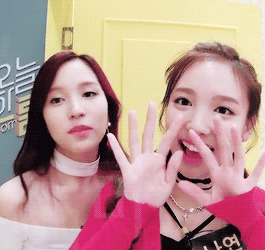 어제자 트와이스.gif | 인스티즈
