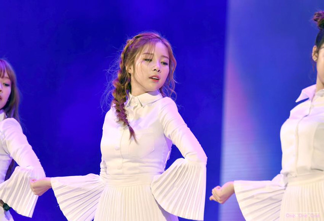 반짝반짝 빛나는 채경이.gif(데이터 주의) | 인스티즈