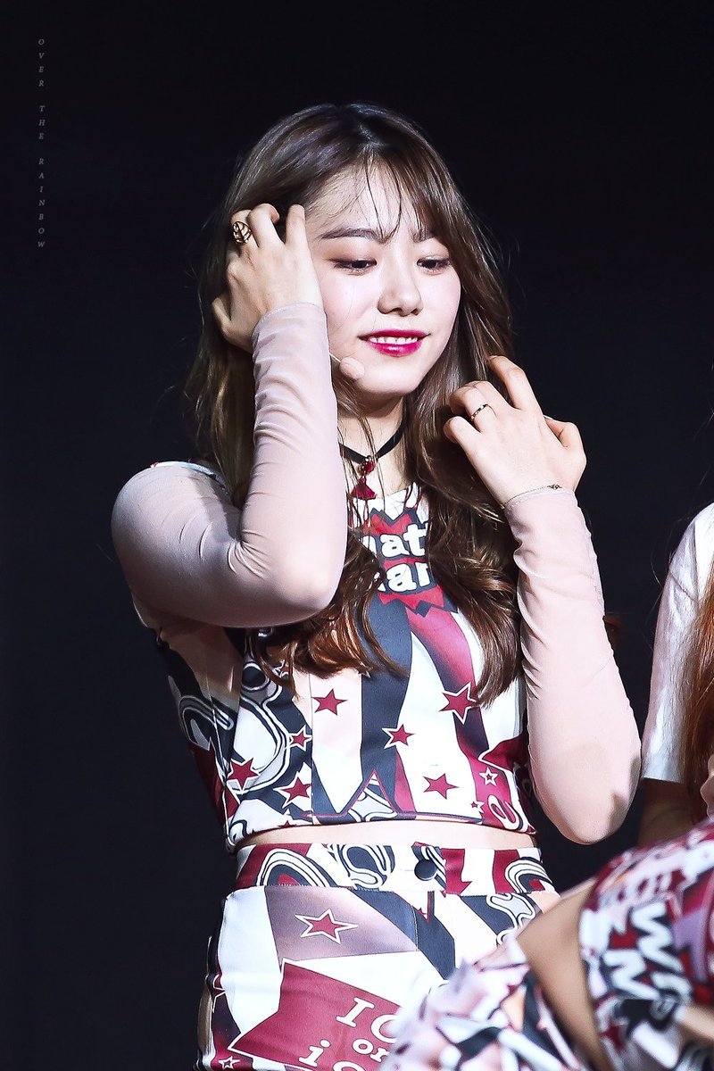 어제자 아이오아이 김소혜.jpg | 인스티즈