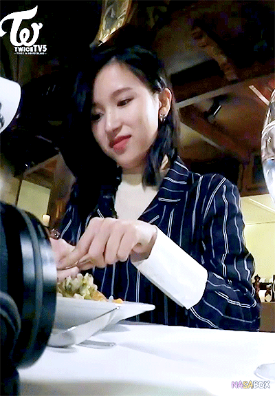 미나의 우아한 먹방 | 인스티즈