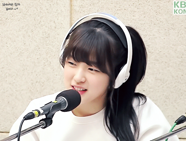 99년생 여고생, 떠오르는 비쥬얼.jpg | 인스티즈