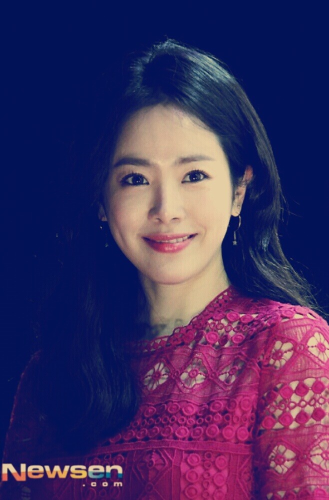 여성의날 · 우먼스 데이 콘서트에 참석했던 한지민.jpg | 인스티즈
