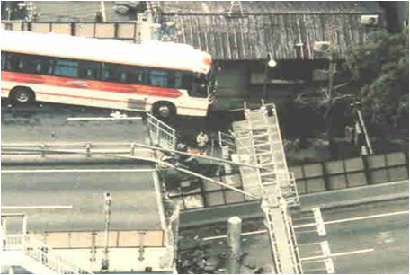 도심 직하형 지진이었던 1995년 고베 대지진 +사진추가 | 인스티즈