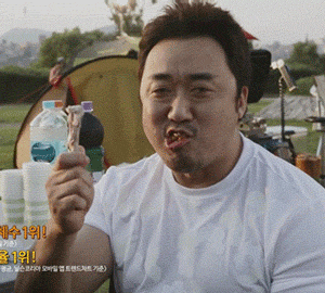 충격적인 치킨 조리 과정.gif | 인스티즈