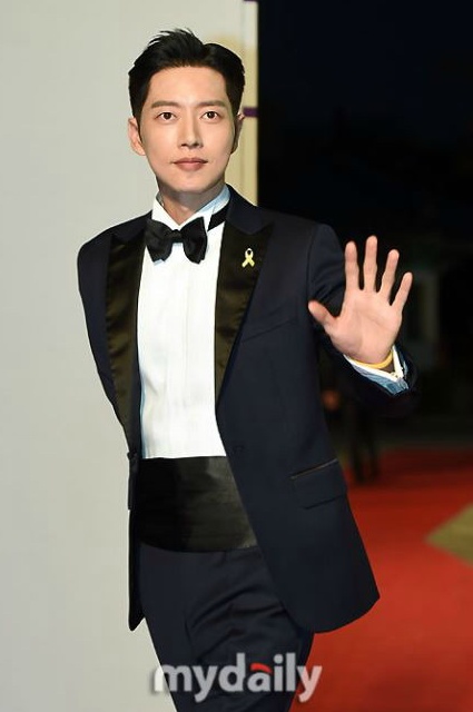 오늘자 박해진 | 인스티즈