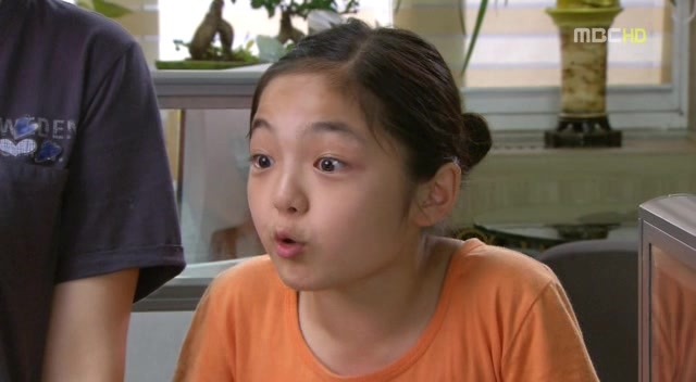 [지붕킥] 샌드위치 많이 먹기 대회에 참가한 세경 | 인스티즈