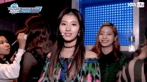 사나 따라하는 다현 | 인스티즈