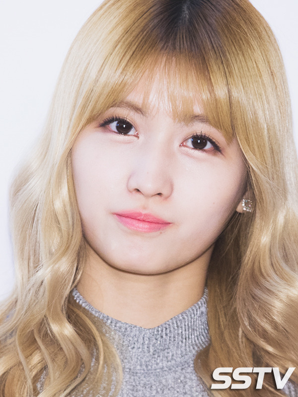 [트와이스] 아이돌 찍덕 뺨치고 두번 치는 SSTV 사진기자님 | 인스티즈