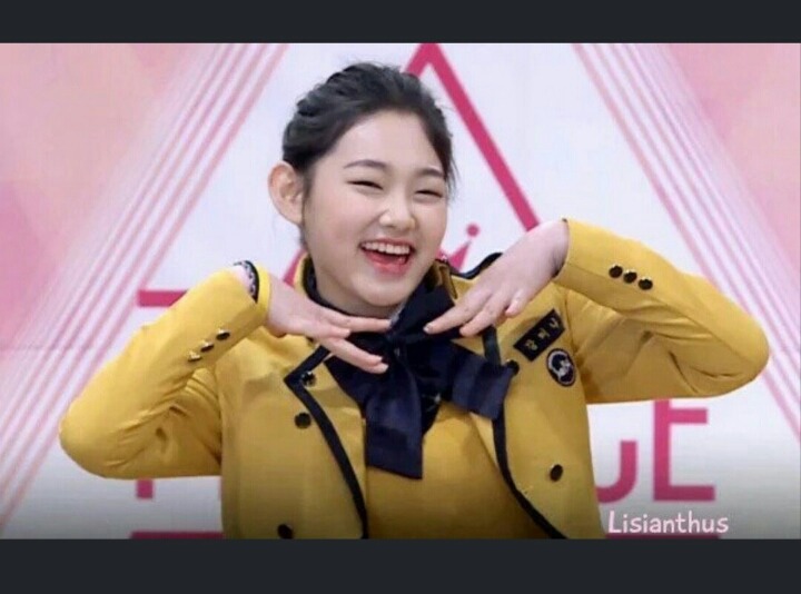 강미나 팬들이 싸우는 이유 | 인스티즈