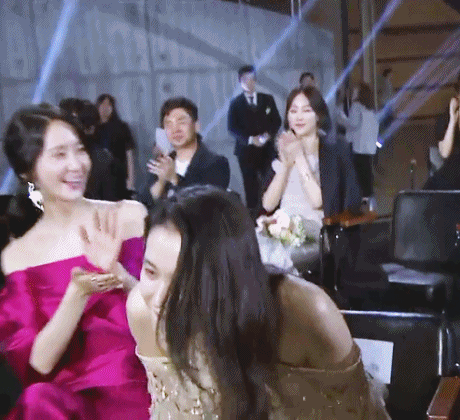 어제자 백상예술대상 손예진.gif | 인스티즈