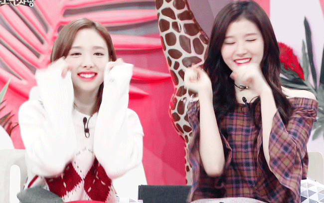 Re:이쁜 나연~찡이지만 과자흘리는 칠칠맞은 나연이 | 인스티즈