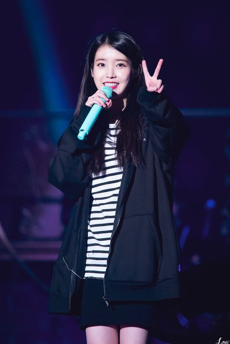 2018시즌 아이유 직찍 모음.jpg | 인스티즈