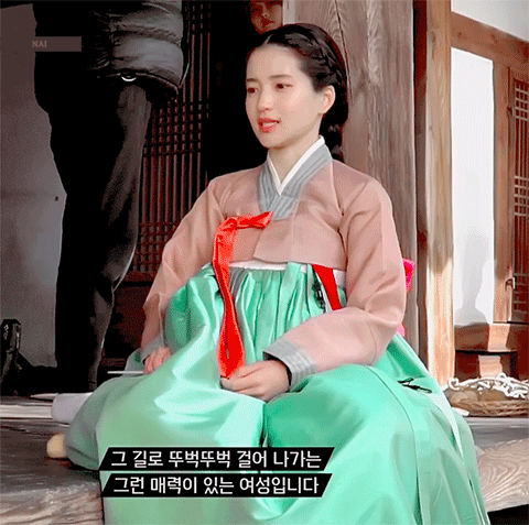 김태리 미스터 션샤인 메이킹.gif | 인스티즈