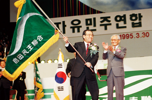 드라마틱하게 신구교체가 이뤄졌던 국회의원선거 ㄷㄷㄷㄷ | 인스티즈
