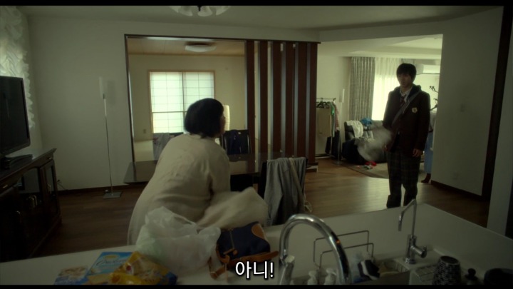 [히로인실격] 정상인 캐릭터가 없지만 남주들 와꾸때문에 보는 영화 - 12 | 인스티즈