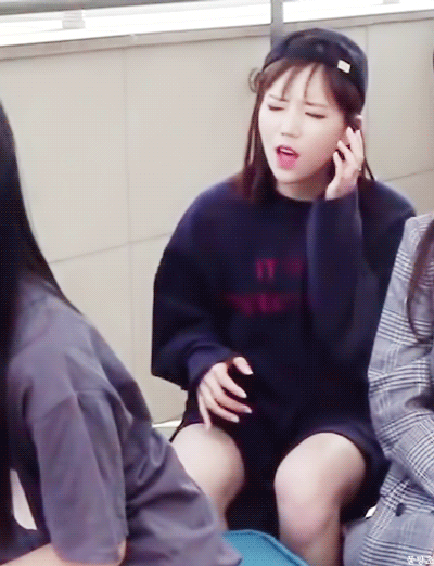 [러블리즈] 12시간을 자니 피로가 많이 회복된 것 같아서 명은이 | 인스티즈