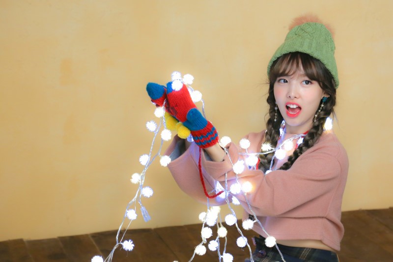 트와이스 리패키지 앨범 재킷 촬영 비하인드 사진 | 인스티즈