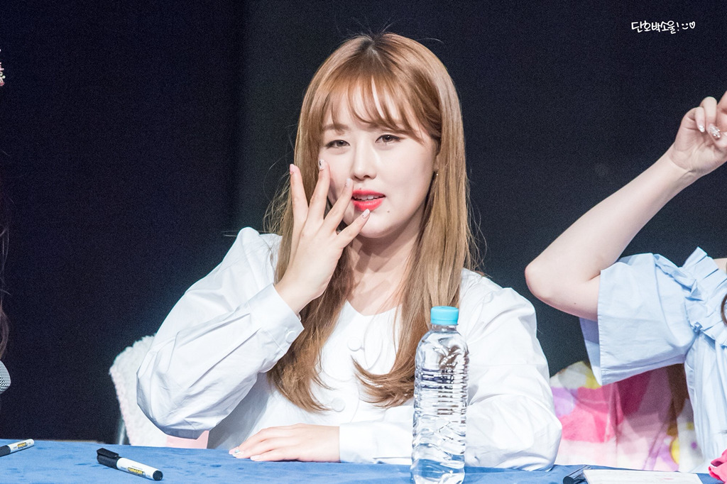 [러블리즈] 휴일이라 그런지 일이 별로 없어서 베이비소울 | 인스티즈