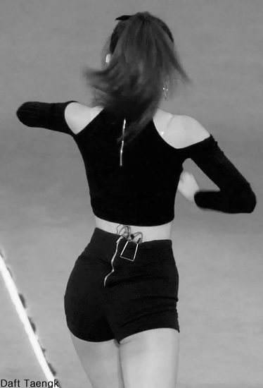 끼부리는 슬기 | 인스티즈