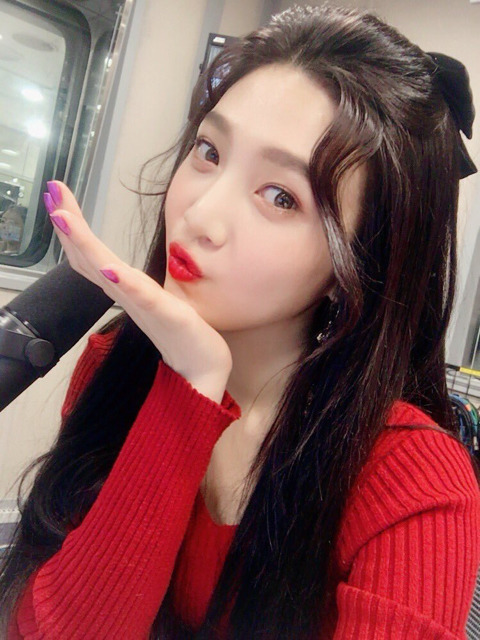 큐티와 섹시 둘 다 마스터한 레드벨벳 조이.jpgif | 인스티즈