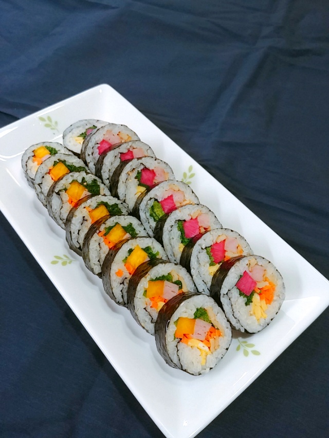 진달래김밥 이미지