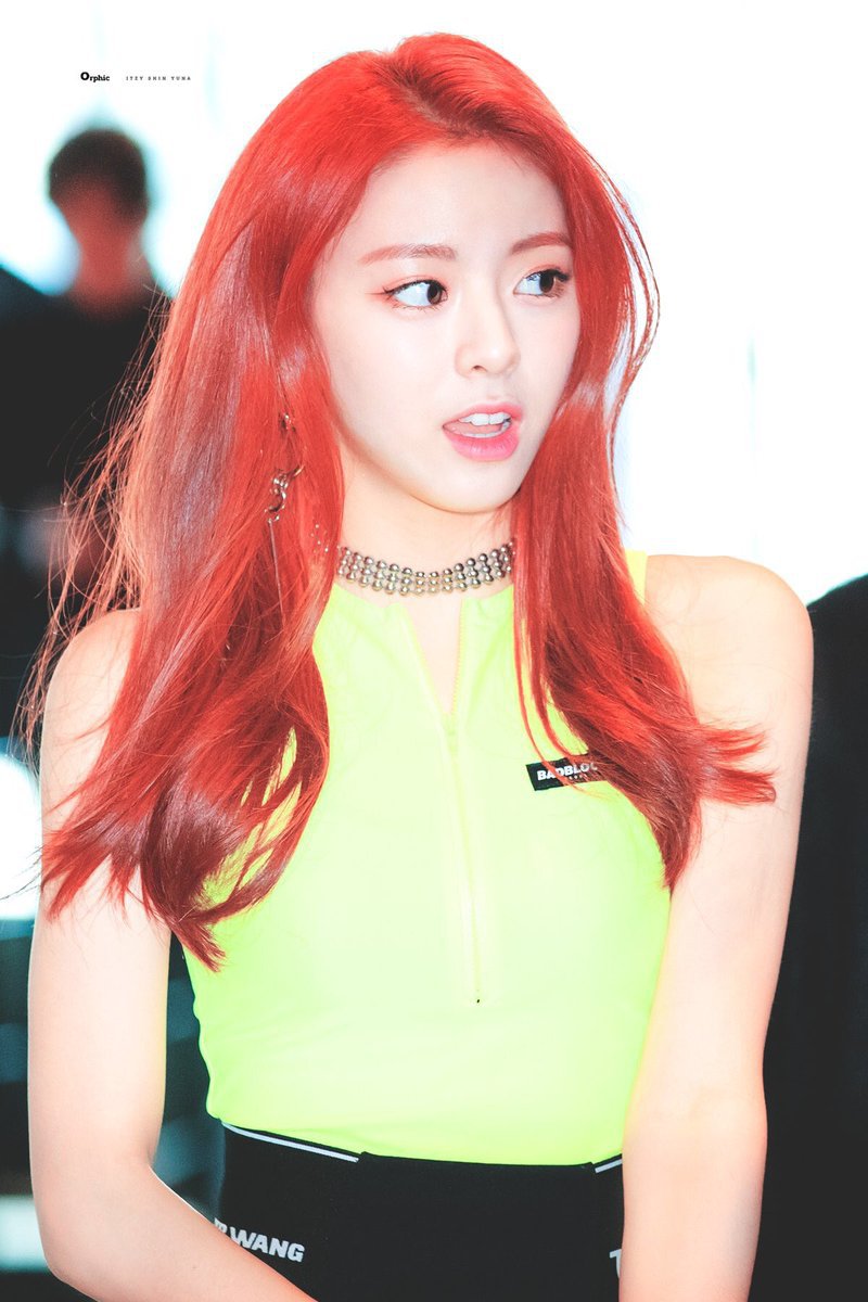 빨간머리가 잘어울리는 ITZY 유나.jpgif | 인스티즈
