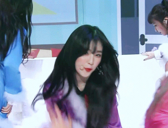 매년 연말 시상식에서 미모 폭발하는 아이린.jpgif | 인스티즈