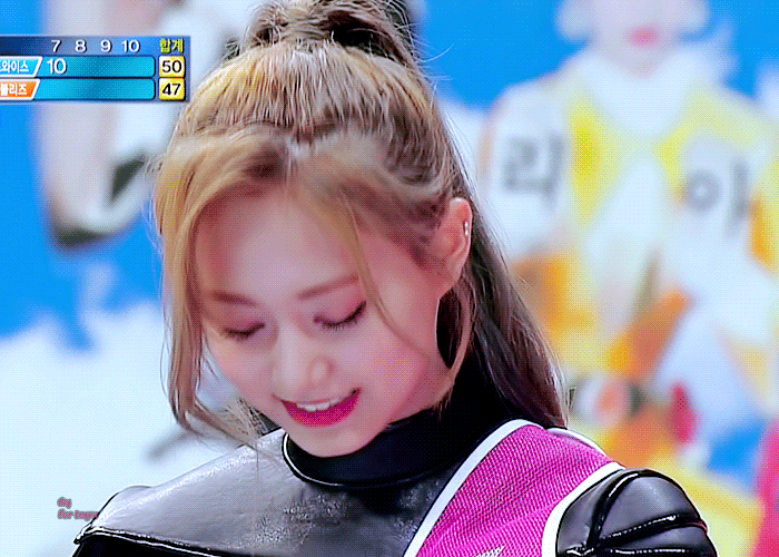 머리묶은 쯔위.jpgif | 인스티즈